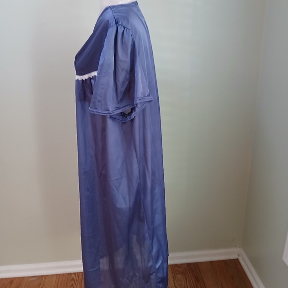 Paulette Vintage Plus Size Nightgown - Picture 3 of 8